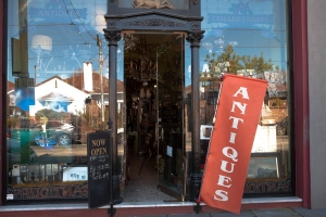 Helene_Antiques-20-of-49-22