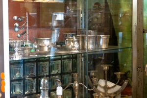 Helene_Antiques-104-of-37-127