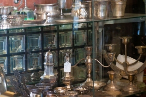 Helene_Antiques-105-of-37-128