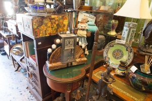 Helene_Antiques-107-of-31-117