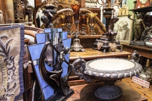 Helene_Antiques-129-of-37-152