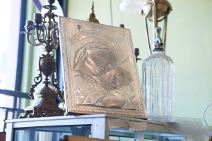 Helene_Antiques-45-of-49-51