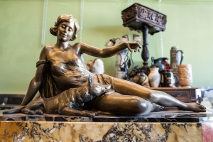 Helene_Antiques-71-of-32-80