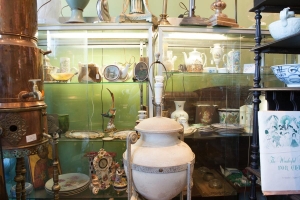 Helene_Antiques-90-of-31-99